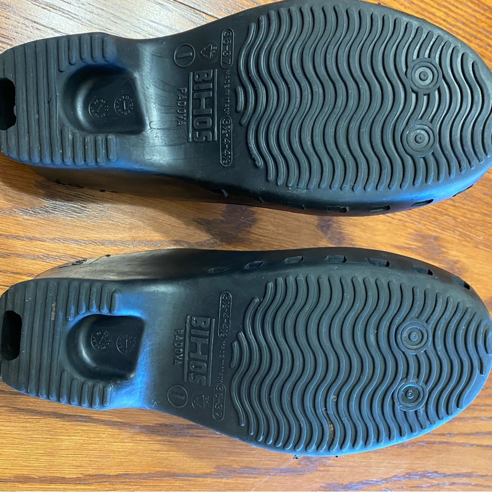 Women's Black Calzuros - Picture 2 of 8